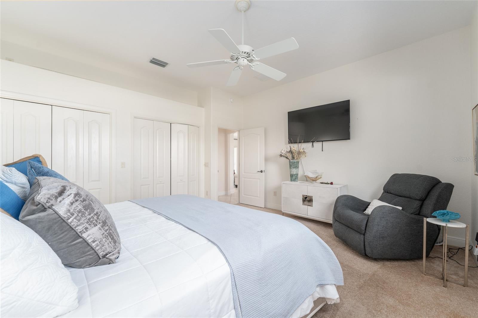 1837 SUNSET RIDGE DR