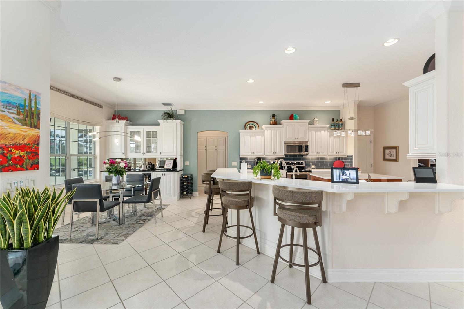 1837 SUNSET RIDGE DR