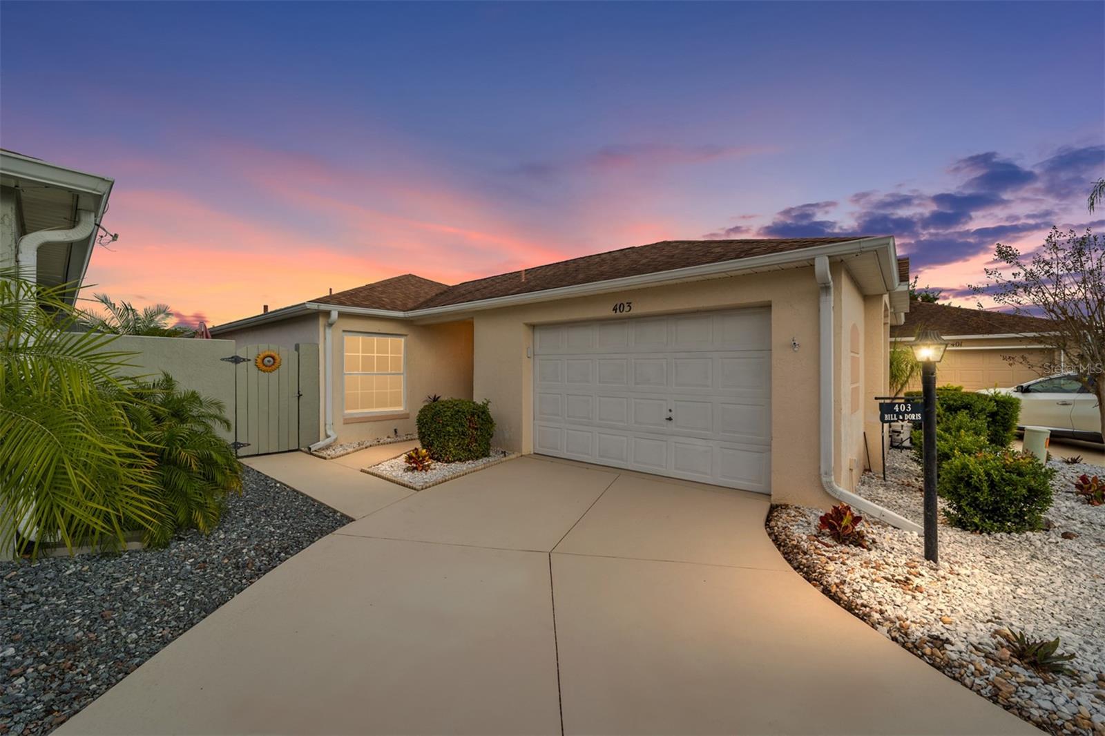 403 DUARTE LN