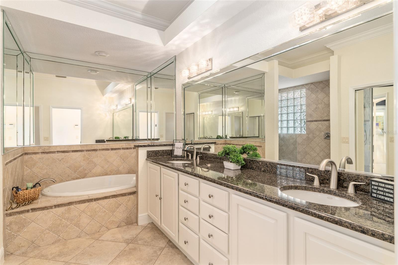 1345 HARLEY CIR