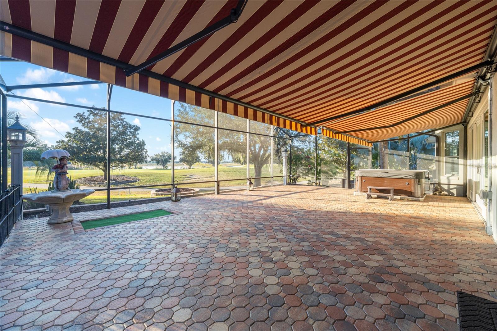 1345 HARLEY CIR