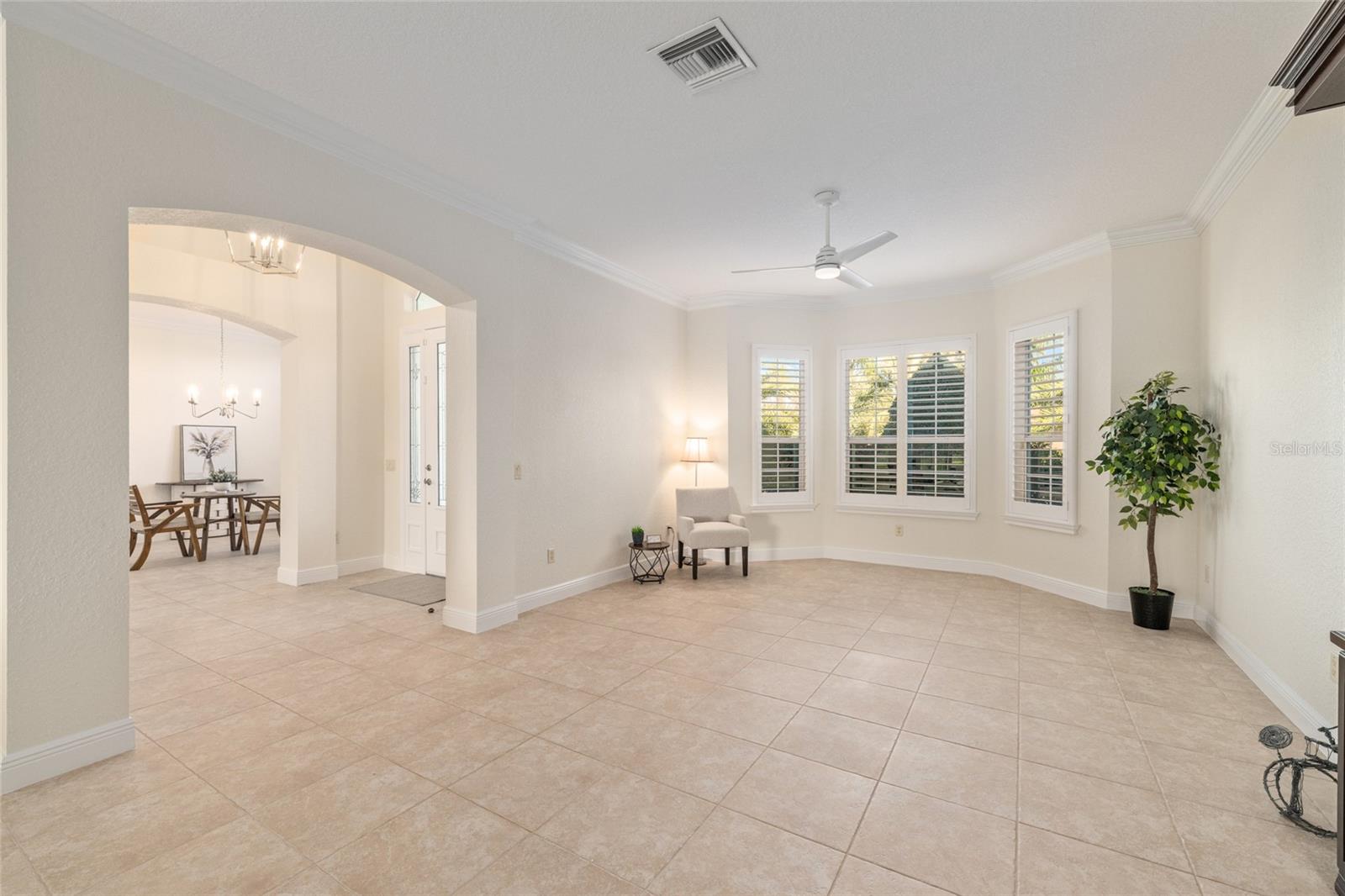 1345 HARLEY CIR