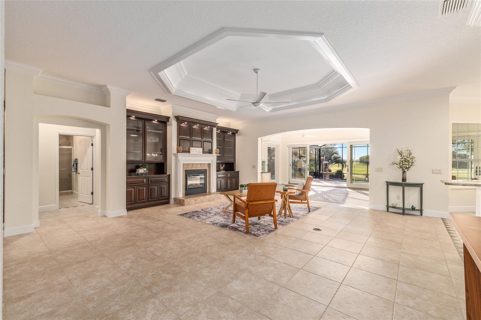 1345 HARLEY CIR