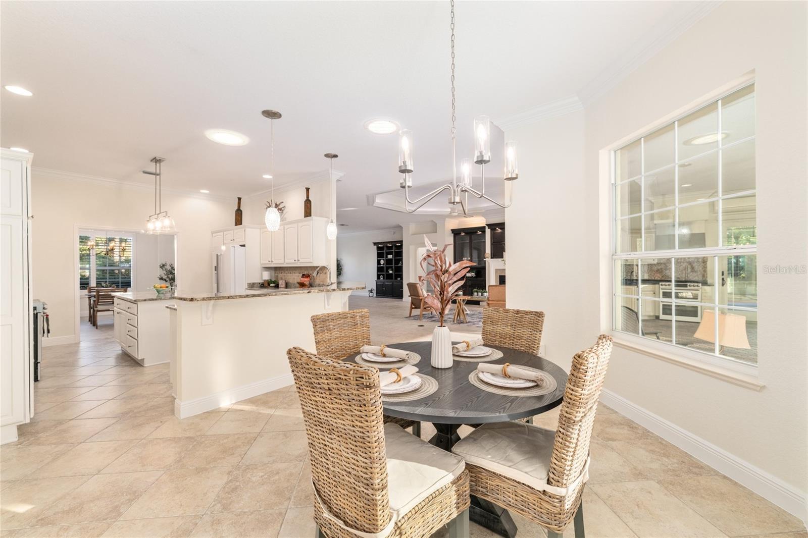 1345 HARLEY CIR