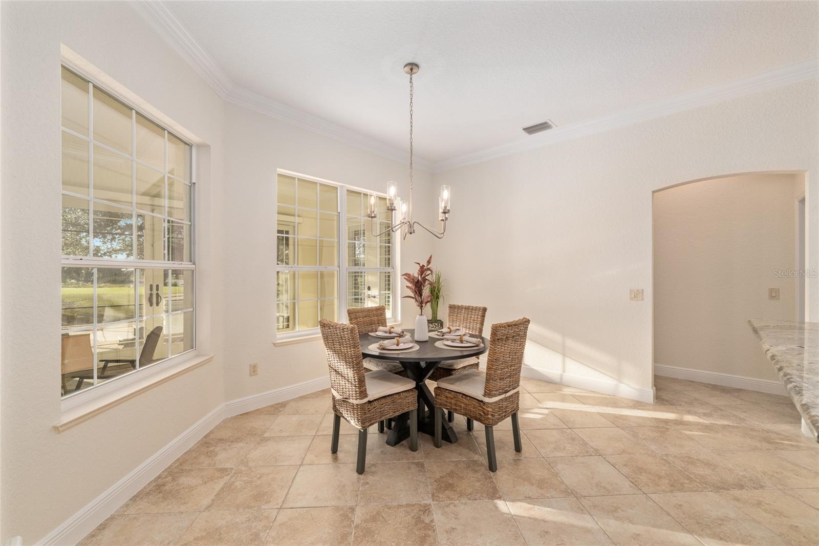 1345 HARLEY CIR