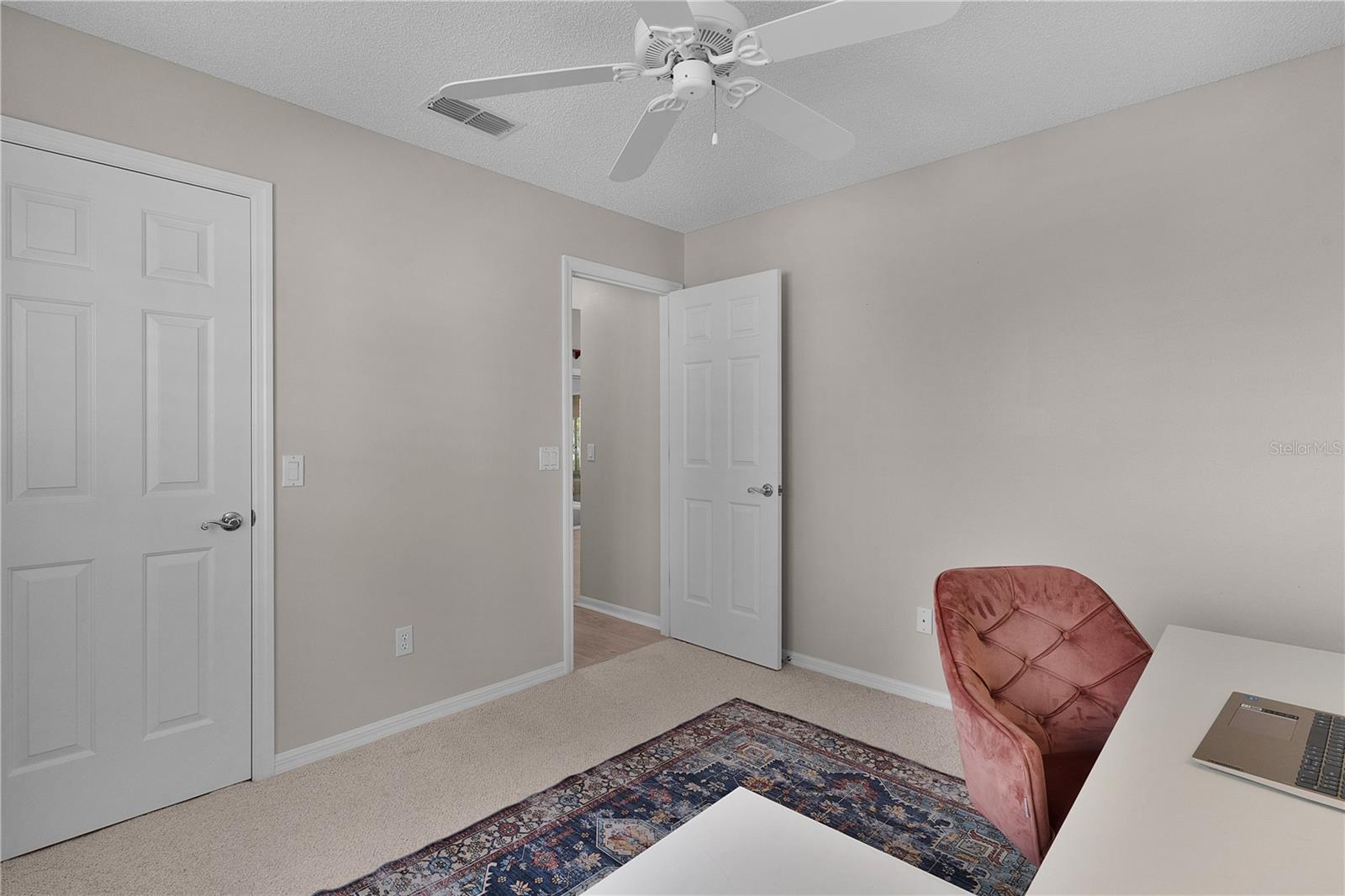 1503 LAVACA LN