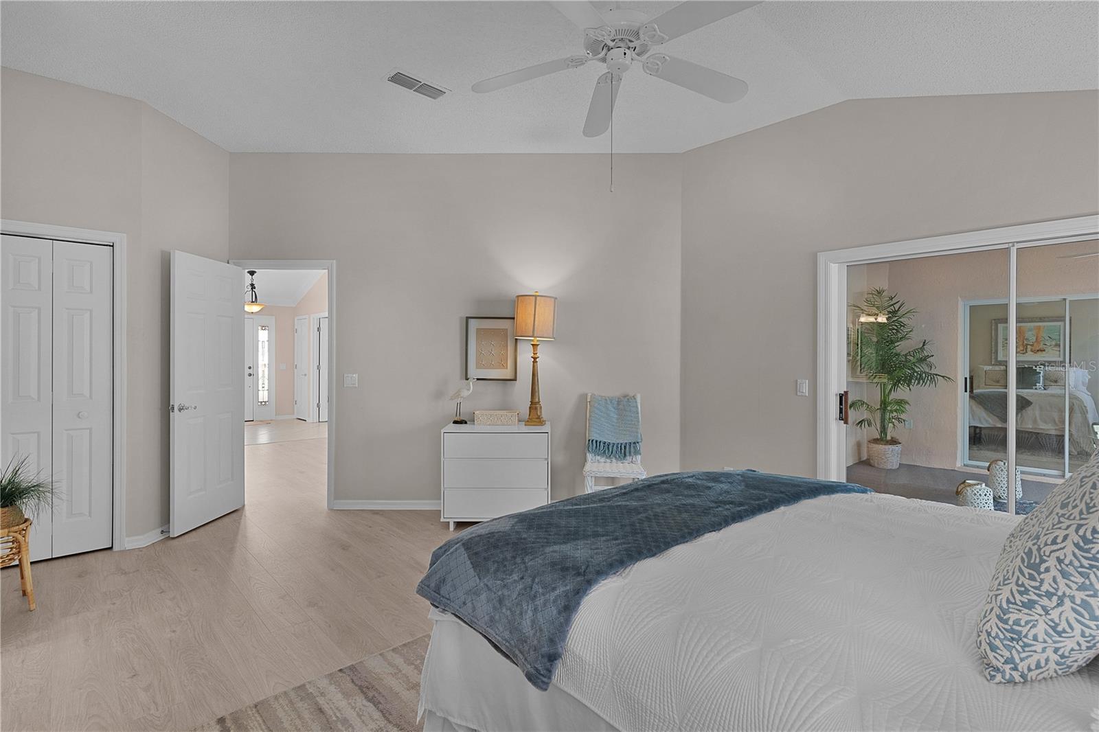 1503 LAVACA LN