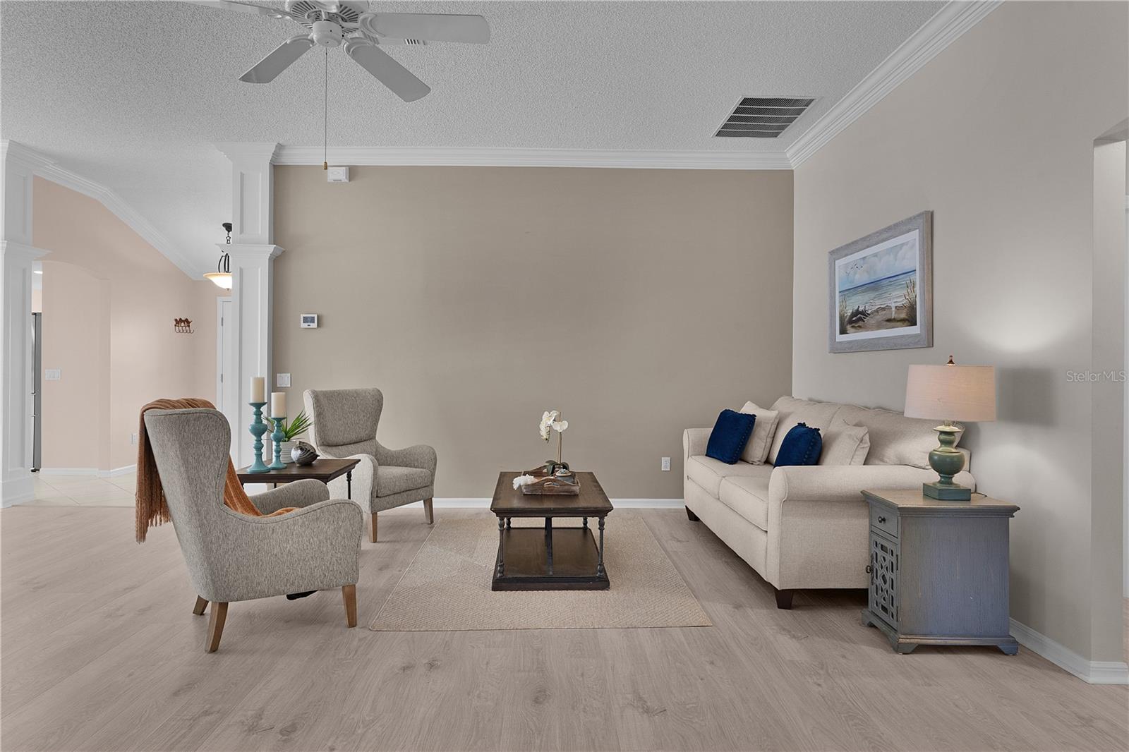 1503 LAVACA LN