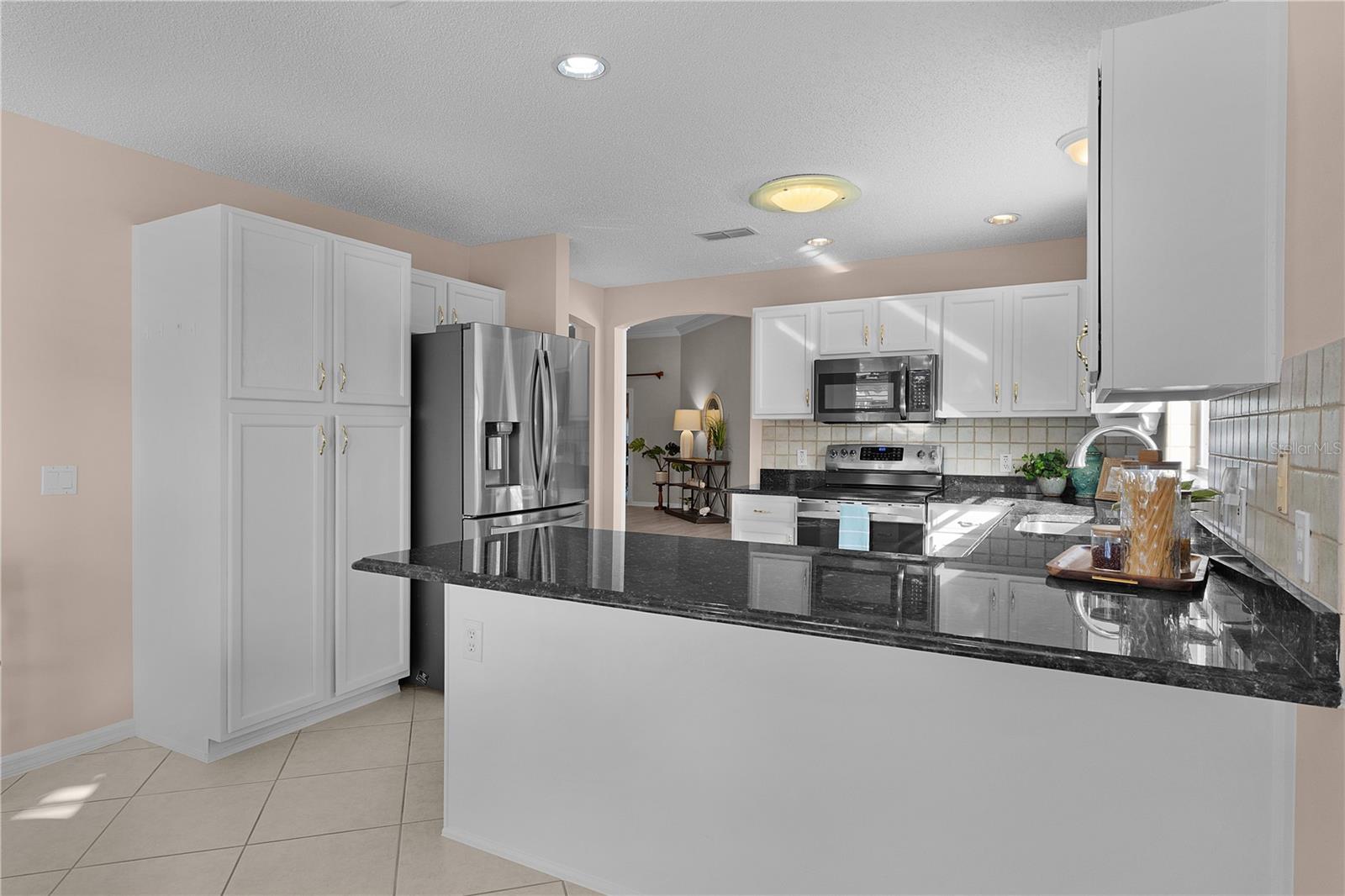 1503 LAVACA LN