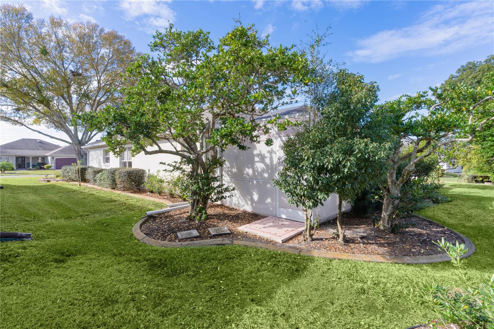1503 LAVACA LN