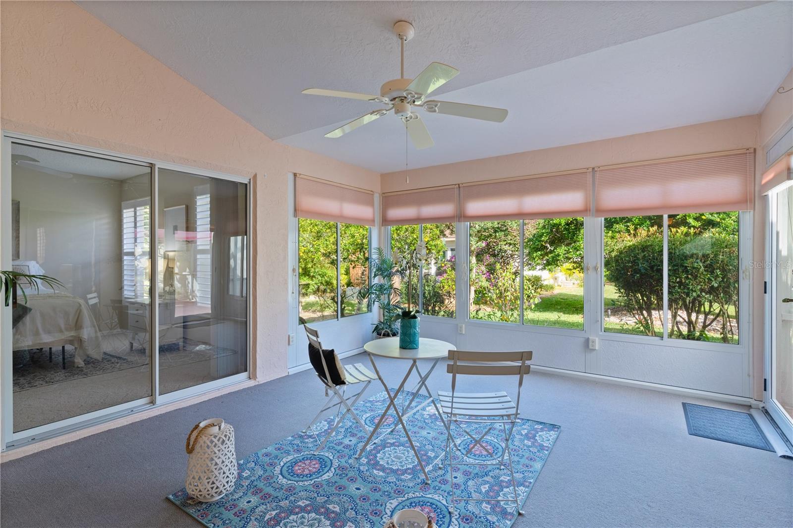 1503 LAVACA LN