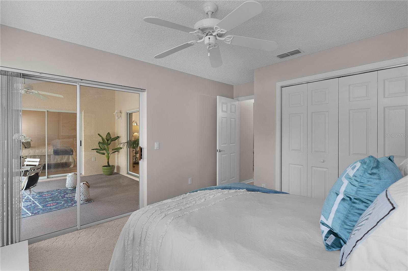 1503 LAVACA LN