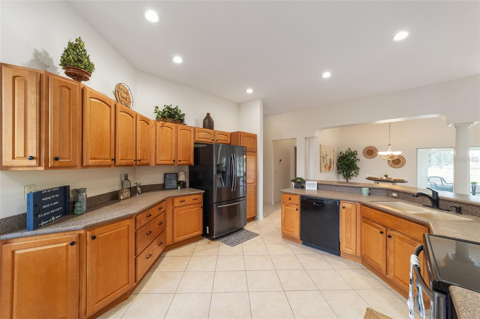 8761 SE 168TH KITTREDGE LOOP