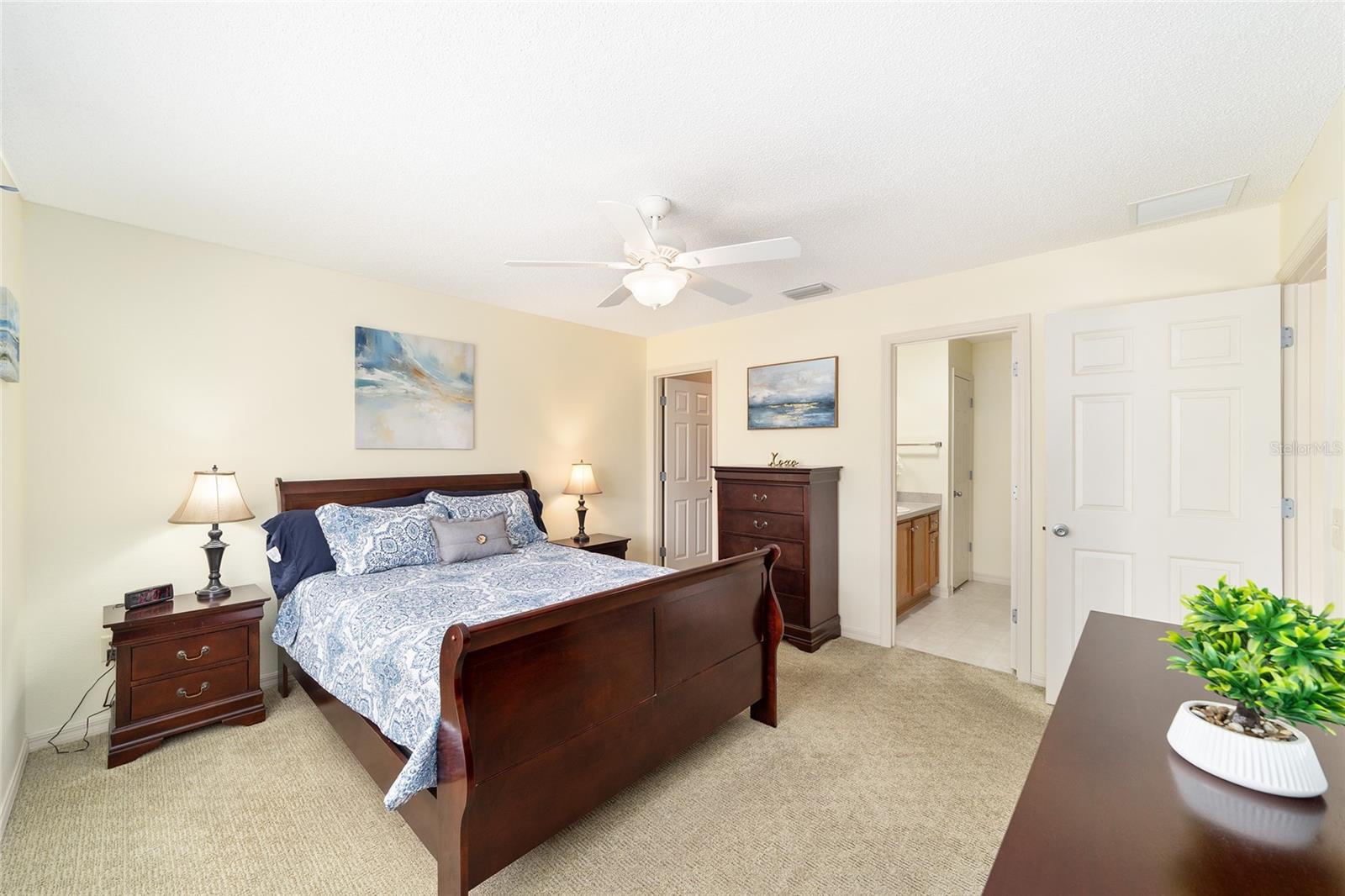 17040 SE 96TH CHAPELWOOD CIR