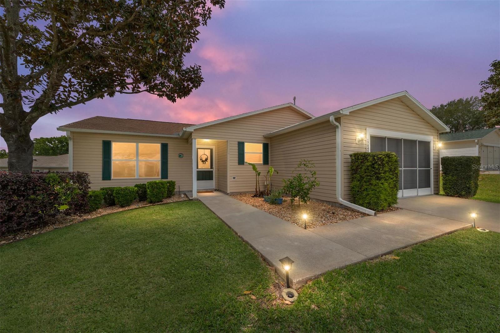 17040 SE 96TH CHAPELWOOD CIR