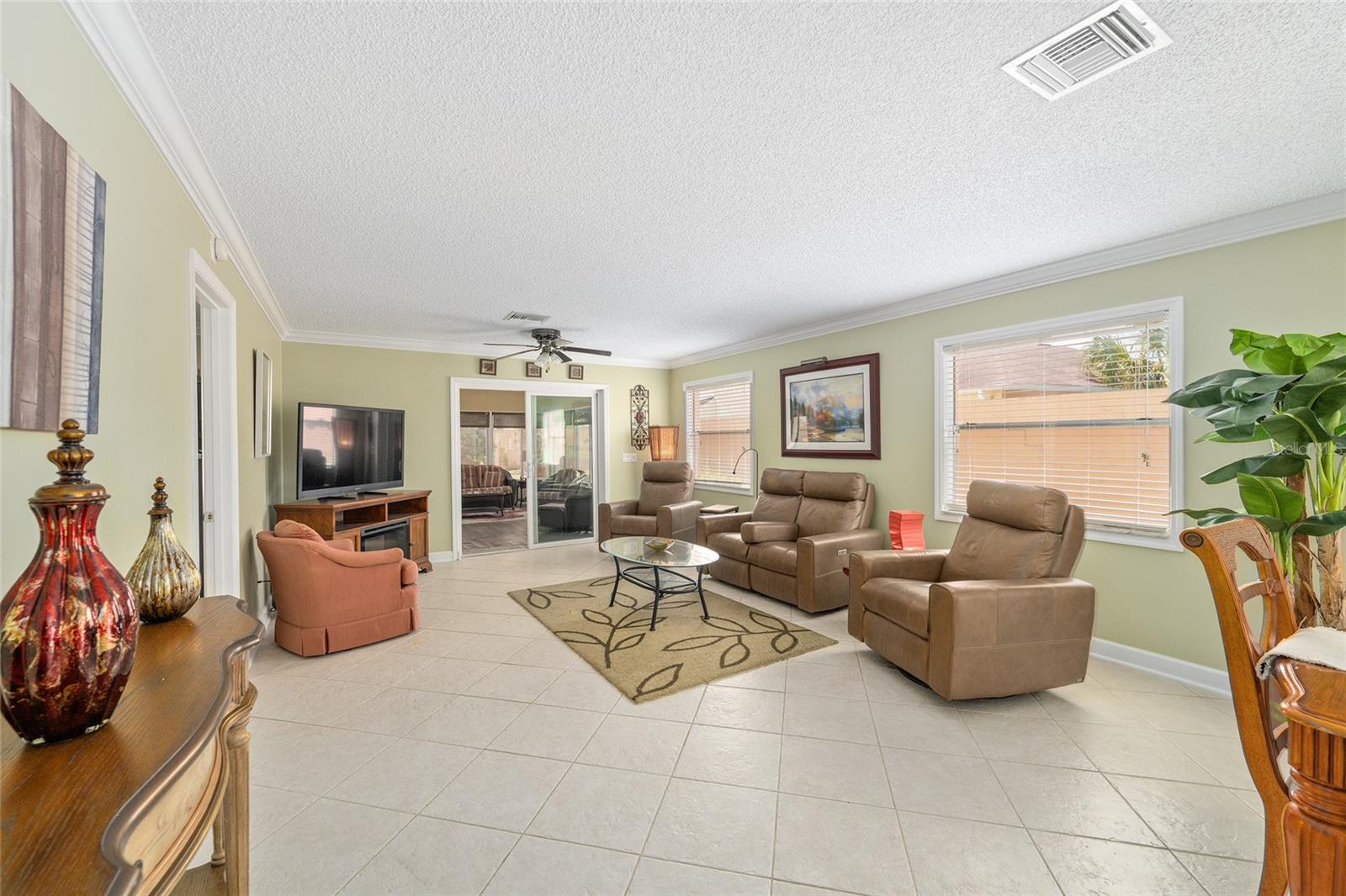 966 AVALON AVE