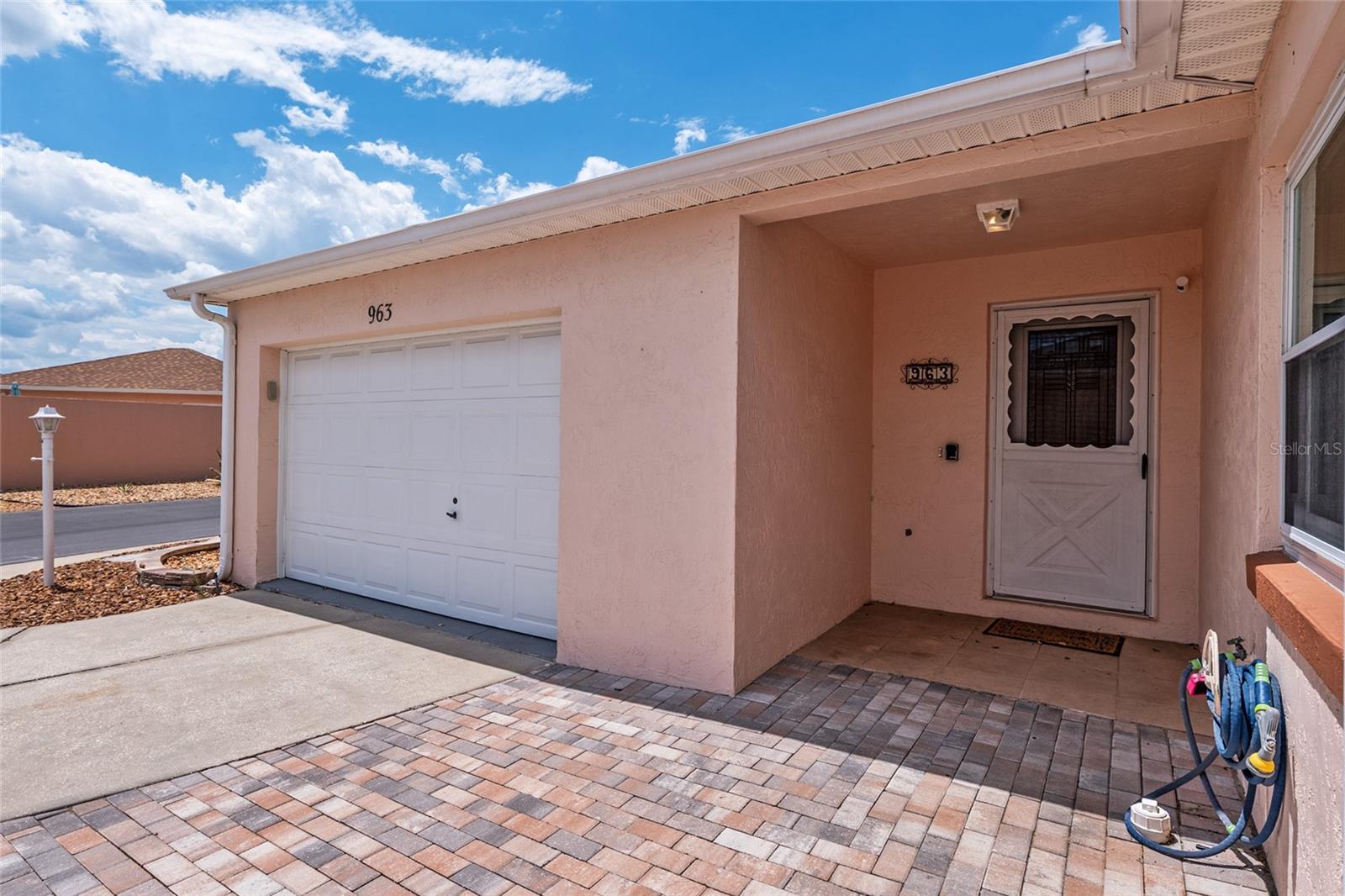 963 AVALON AVE