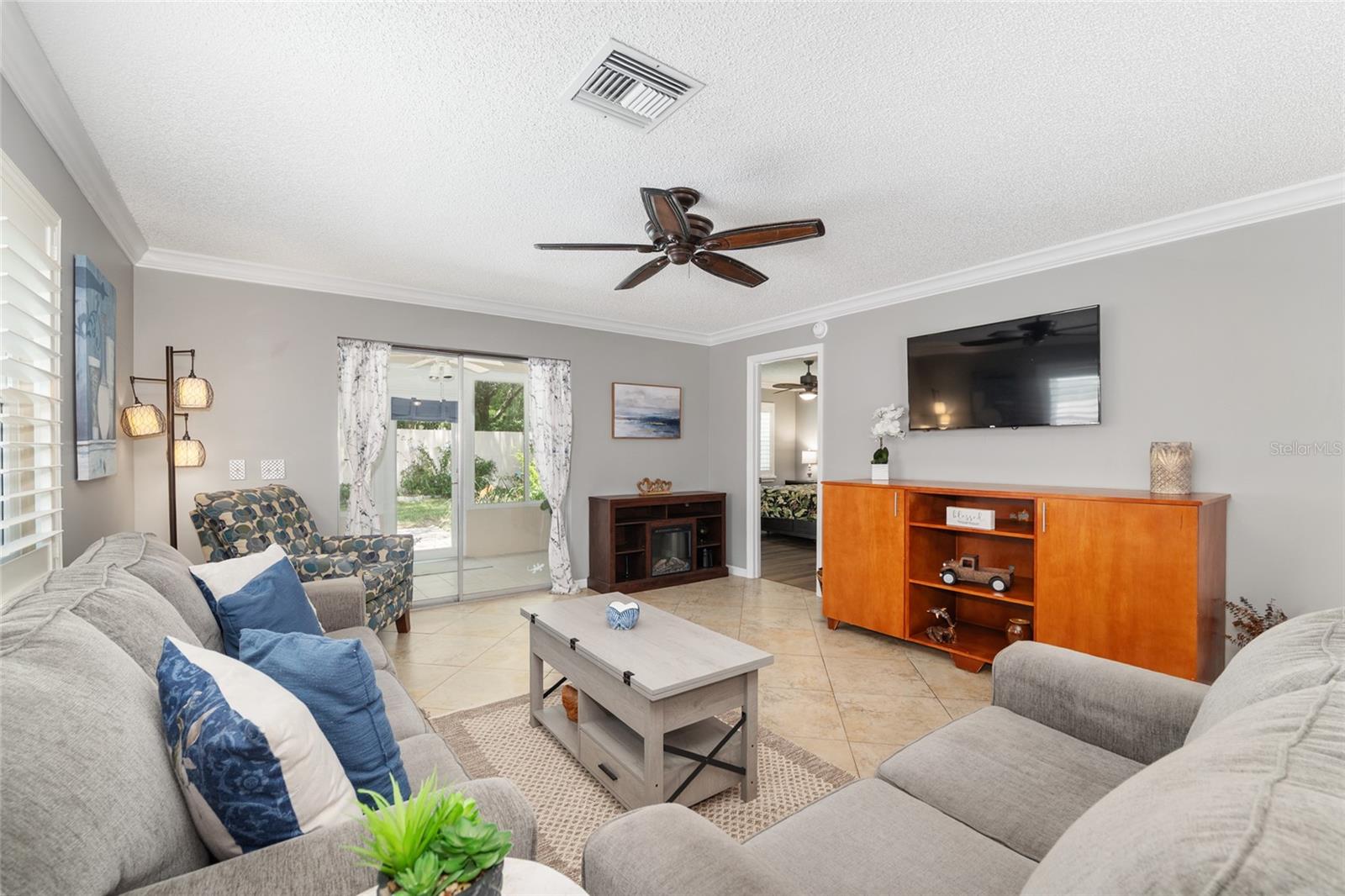 963 AVALON AVE