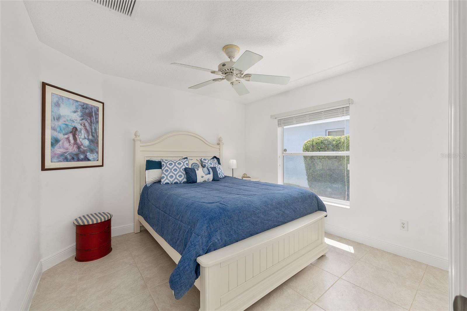 849 MAYBANK LOOP