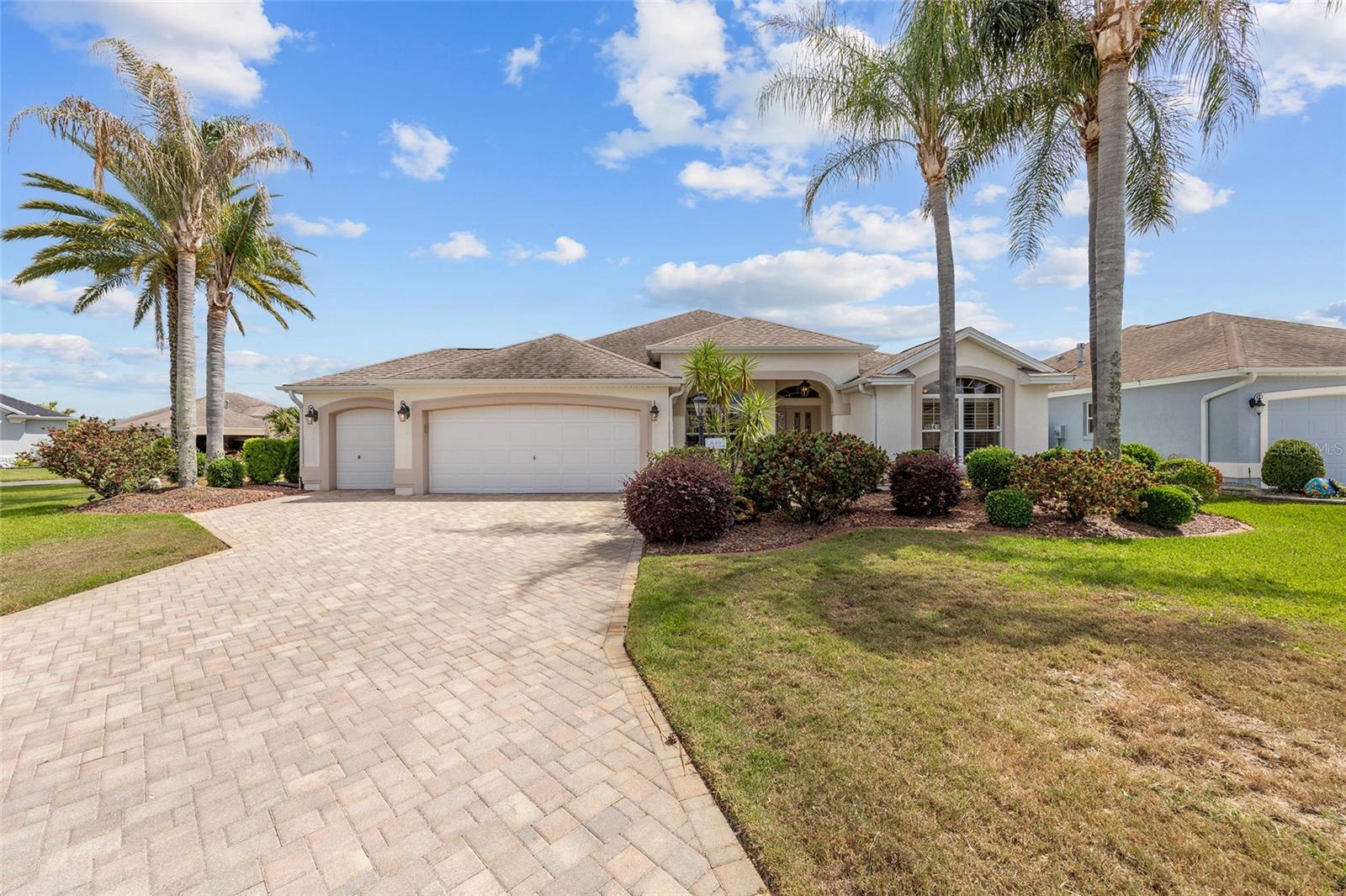 849 MAYBANK LOOP