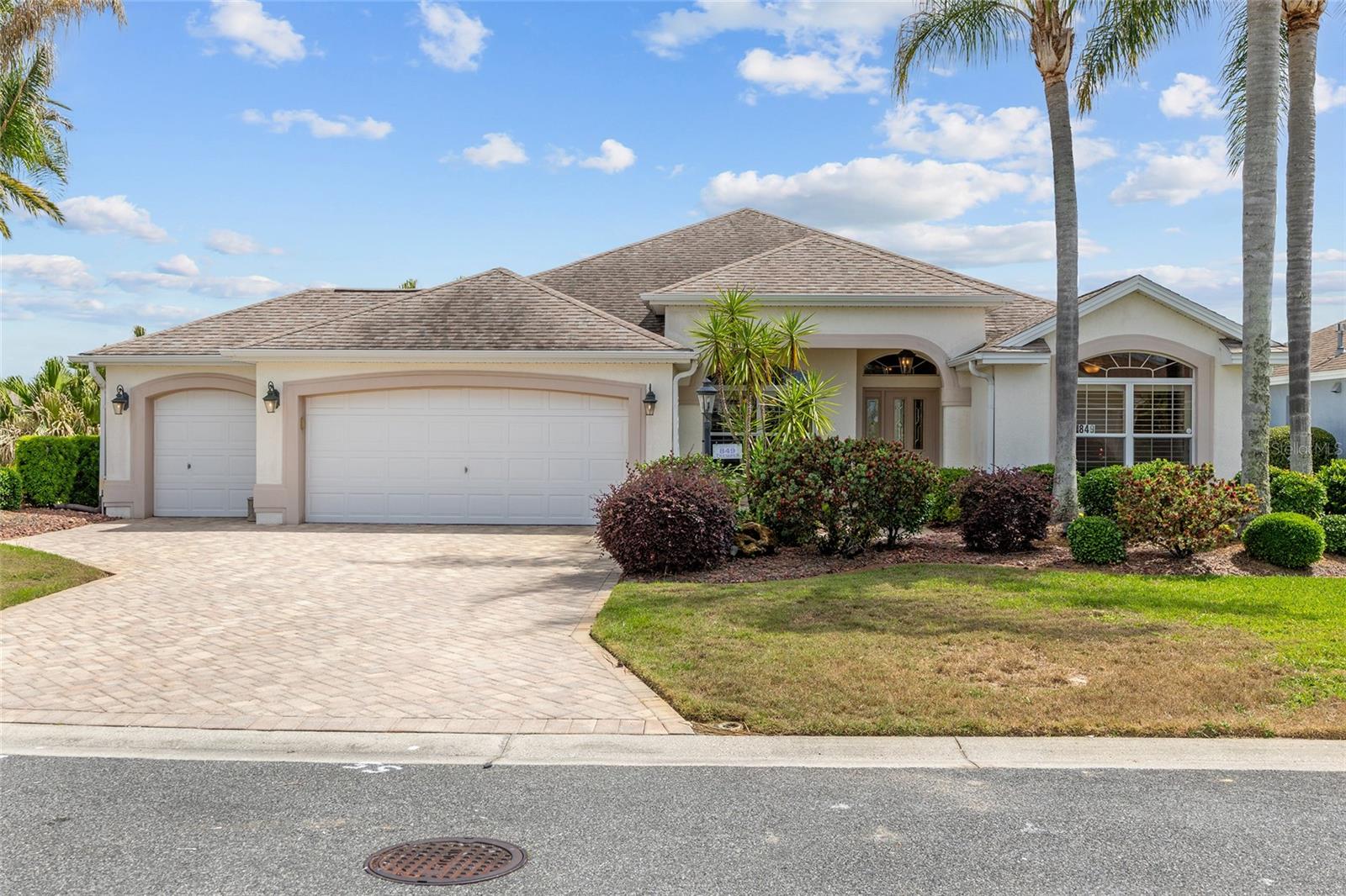 849 MAYBANK LOOP