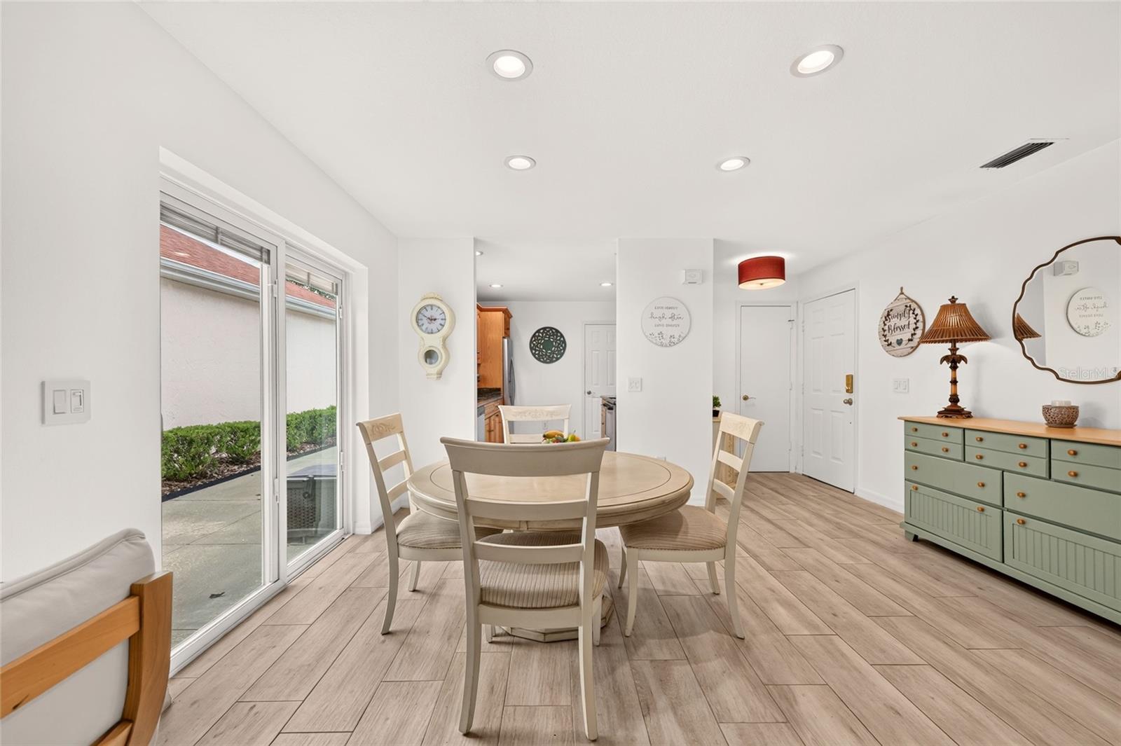 608 DELGADO AVE