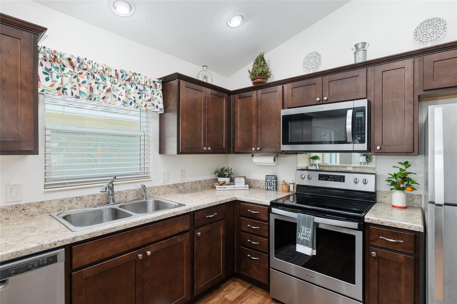 7372 SE 168TH MITZI ST
