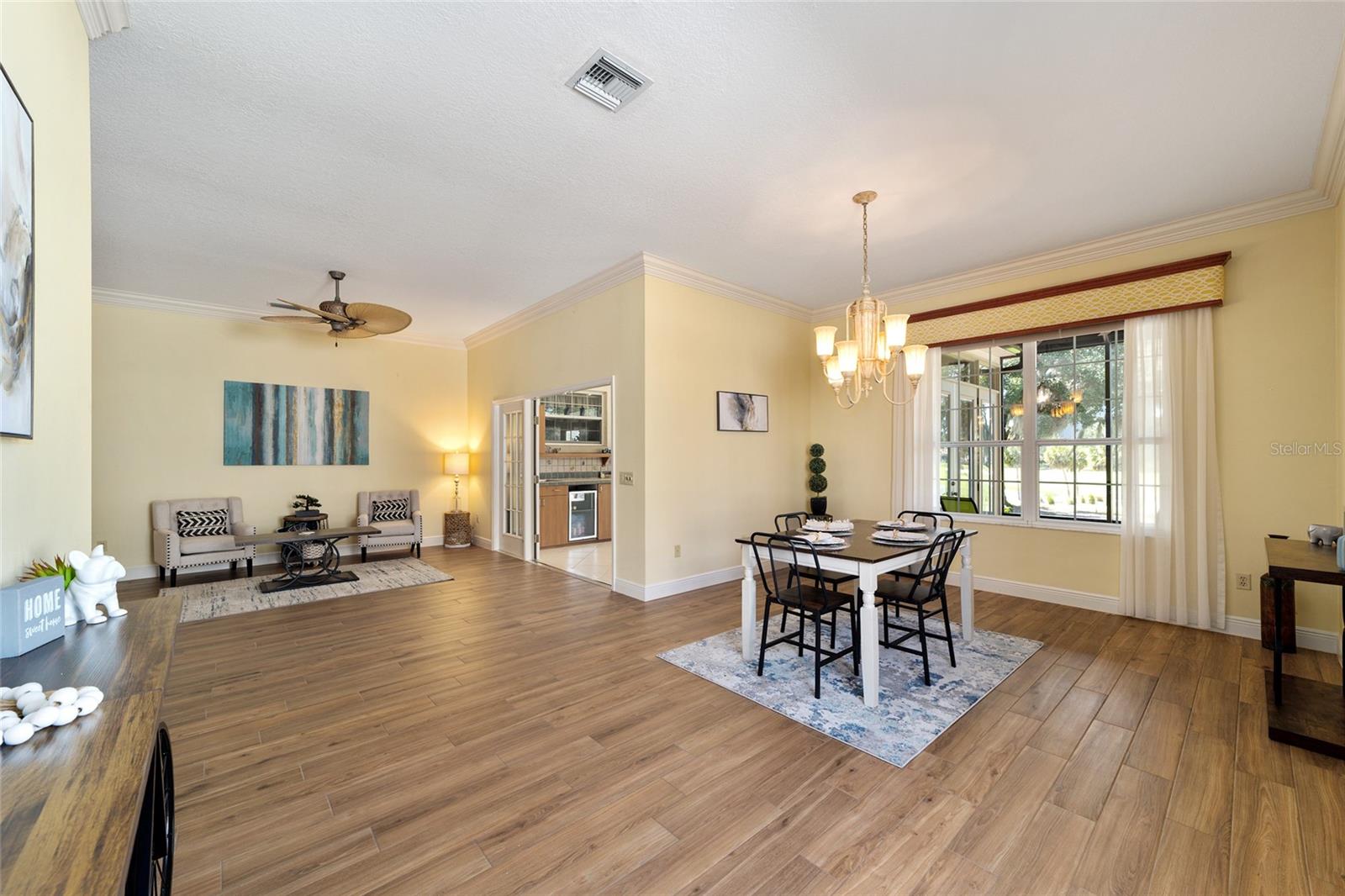1322 AUGUSTINE DR
