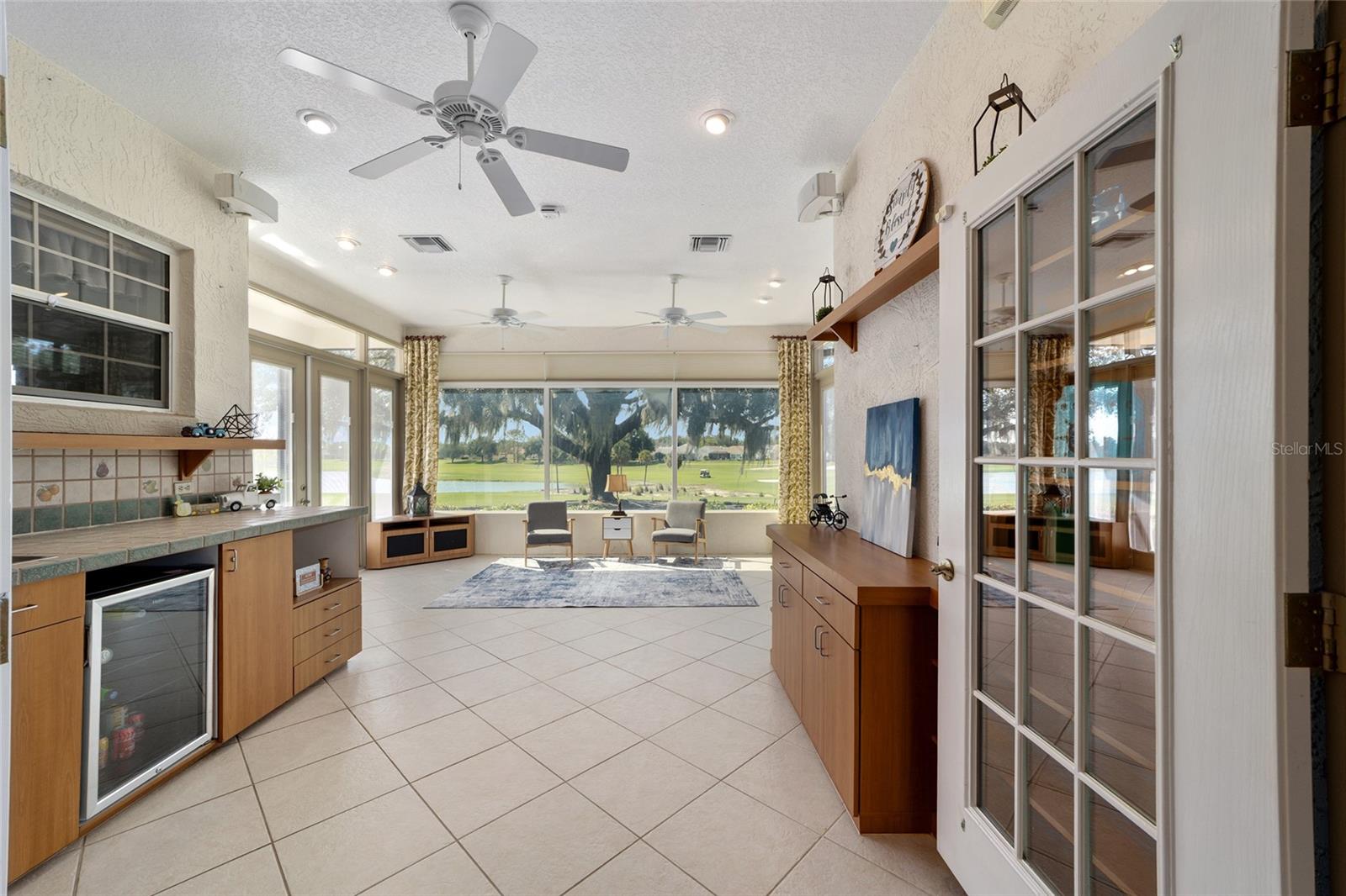1322 AUGUSTINE DR