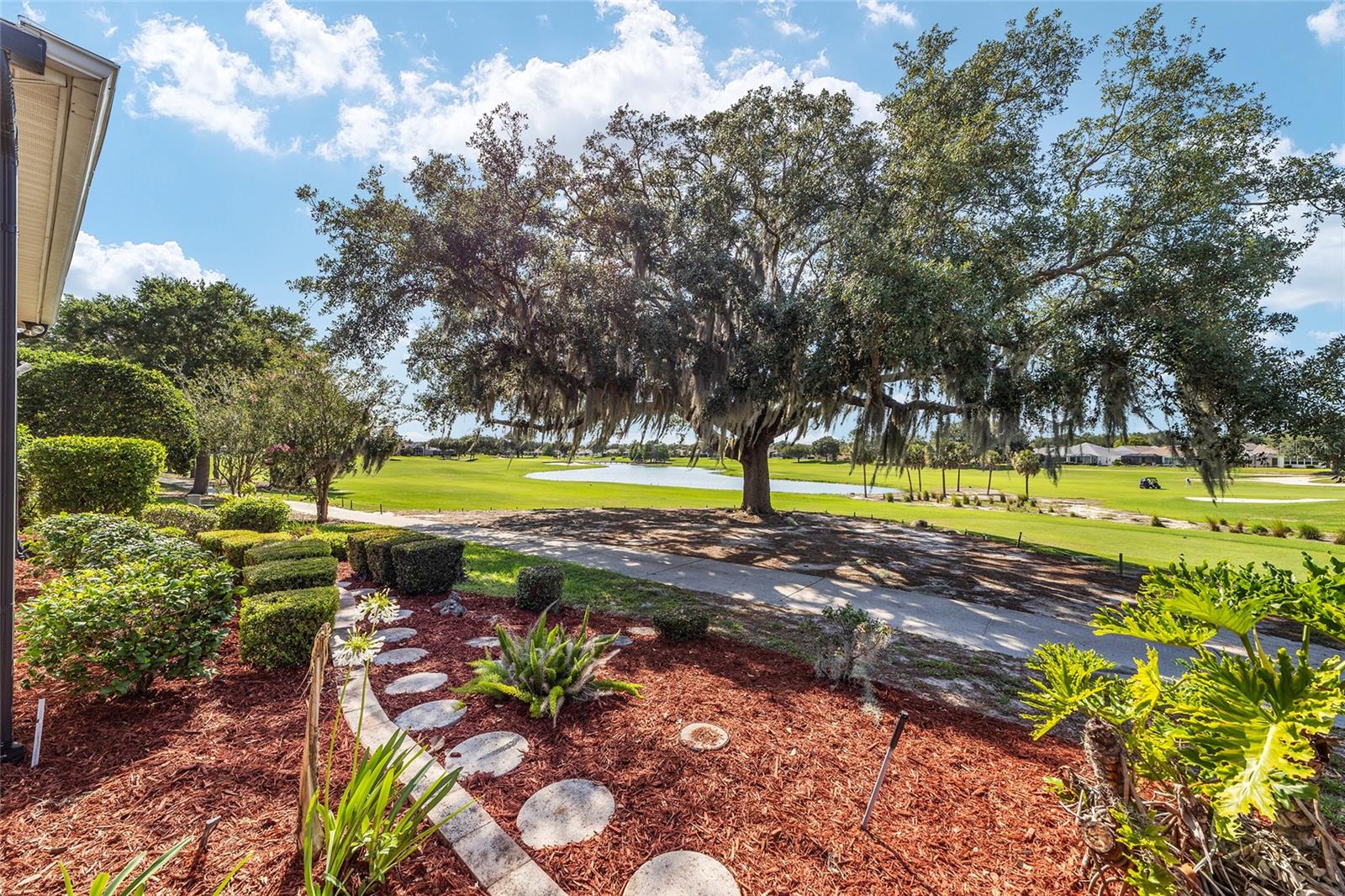 1322 AUGUSTINE DR