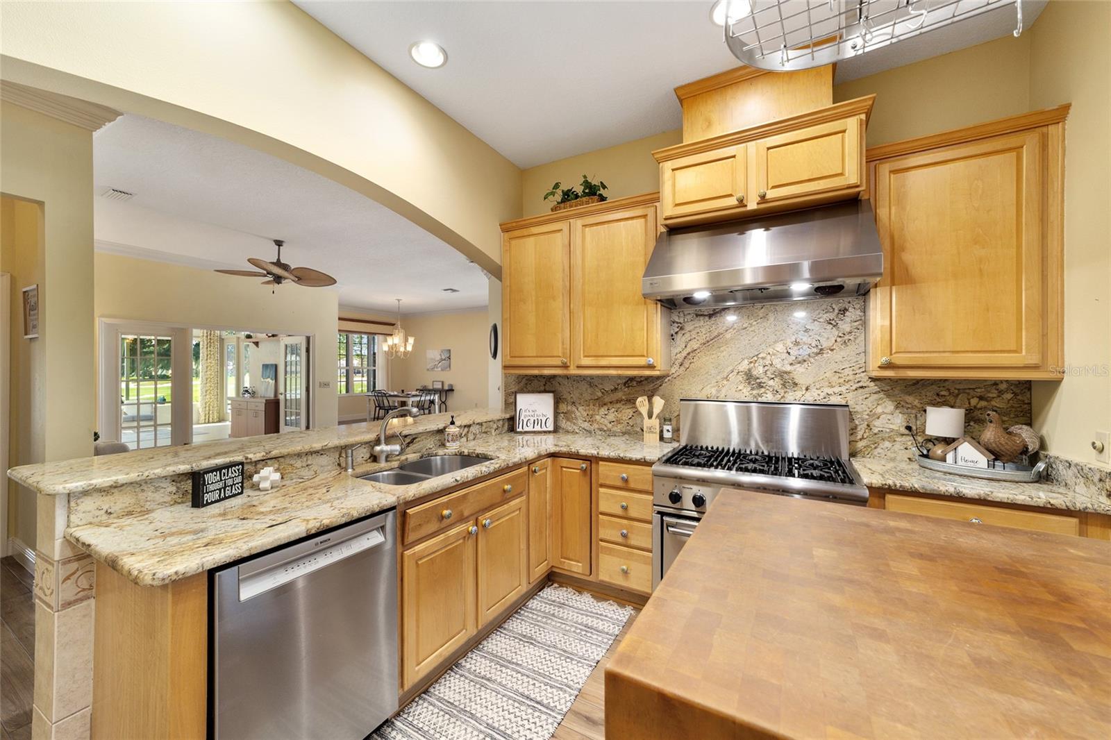 1322 AUGUSTINE DR