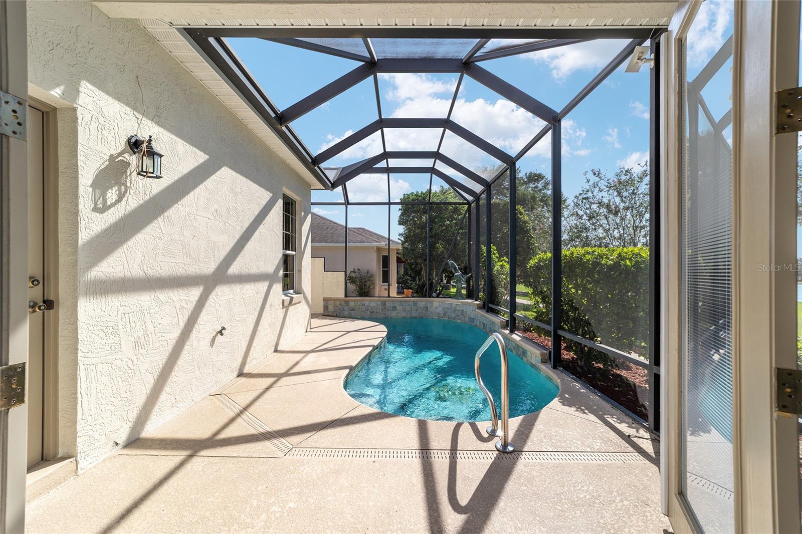 1322 AUGUSTINE DR