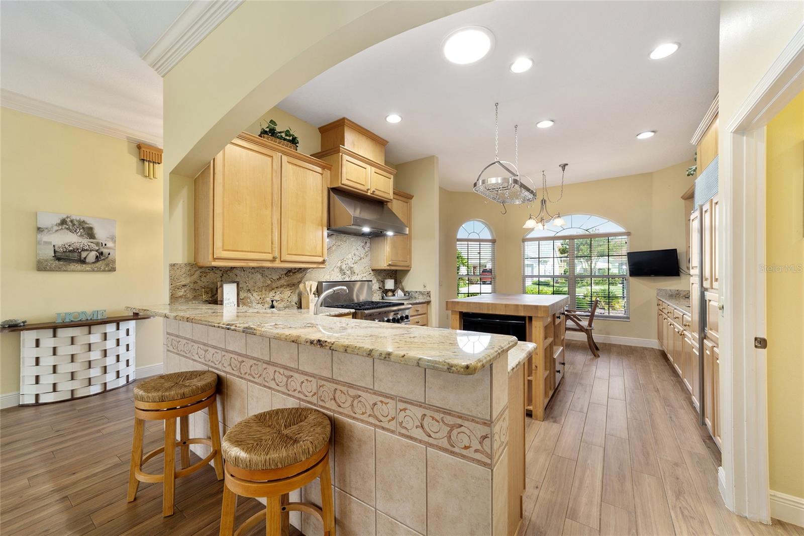 1322 AUGUSTINE DR