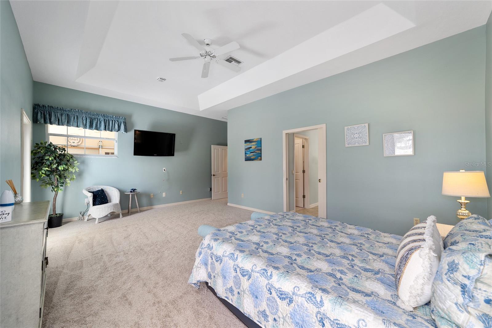 1322 AUGUSTINE DR