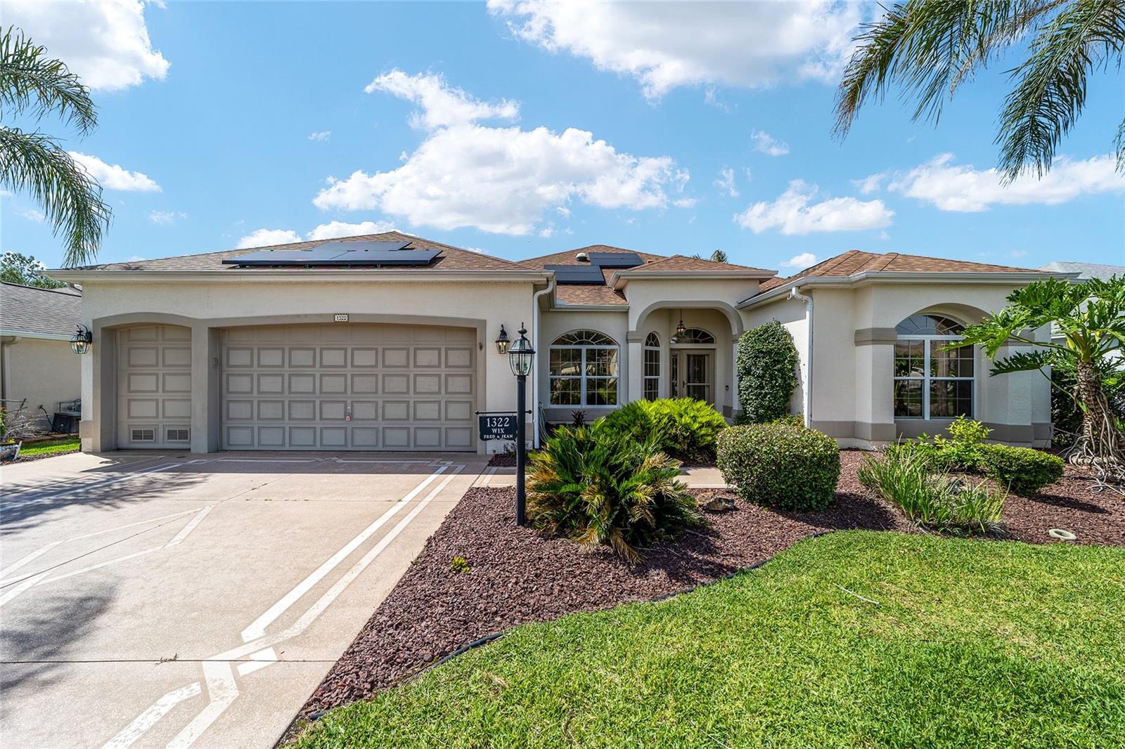 1322 AUGUSTINE DR