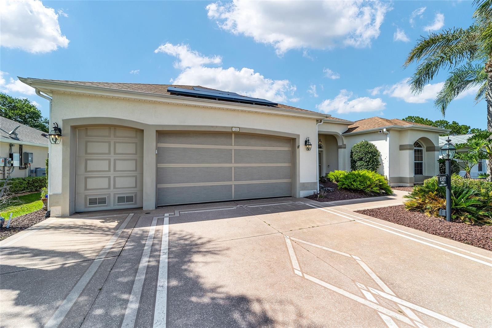 1322 AUGUSTINE DR