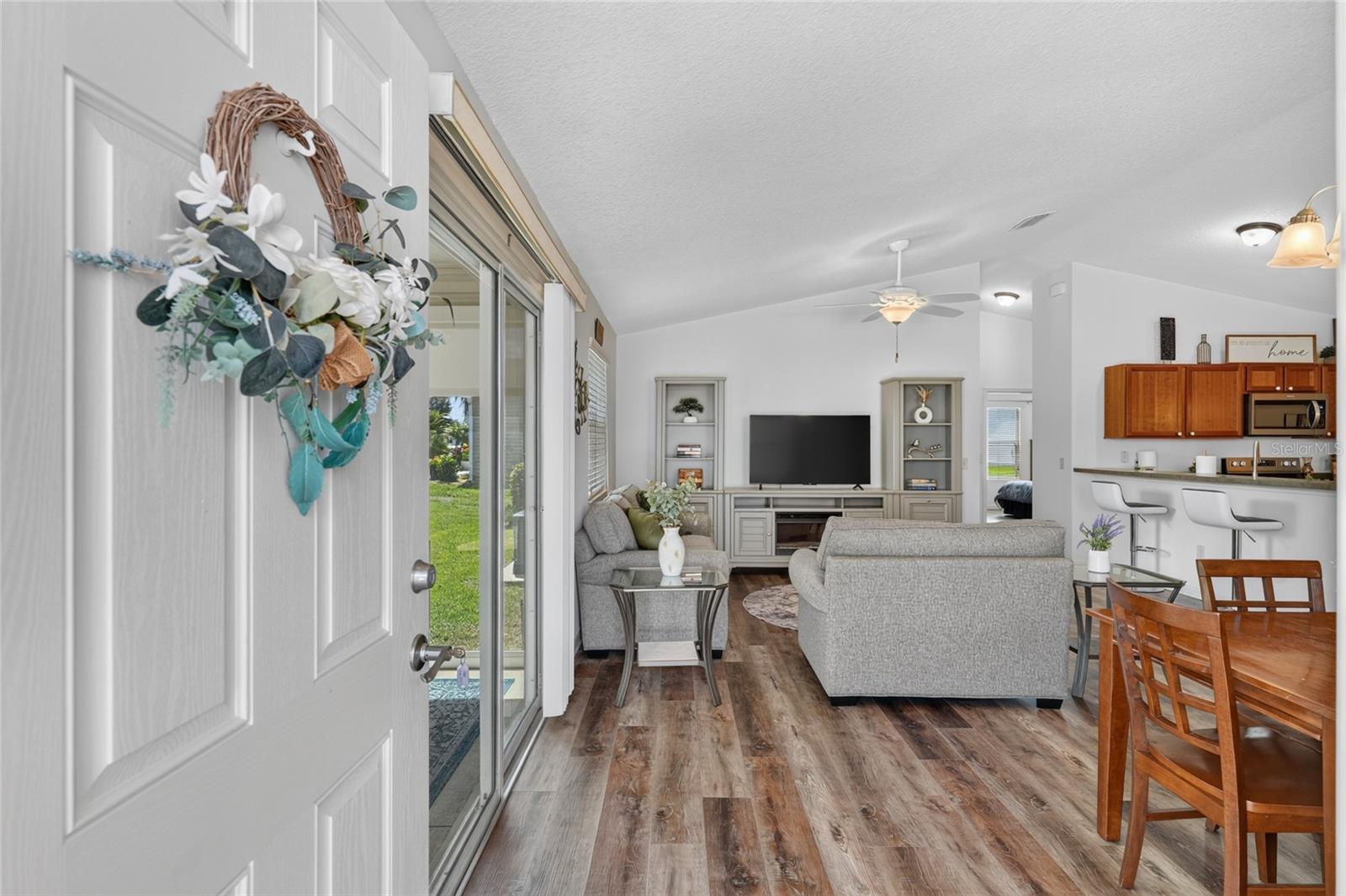 1362 VIOLA CT