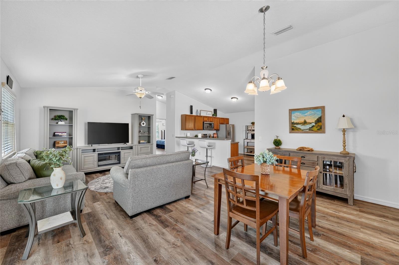1362 VIOLA CT