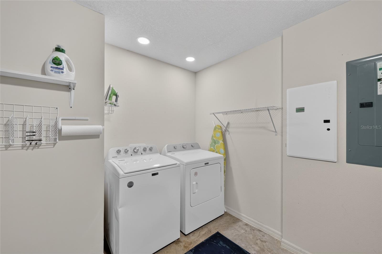 1362 VIOLA CT