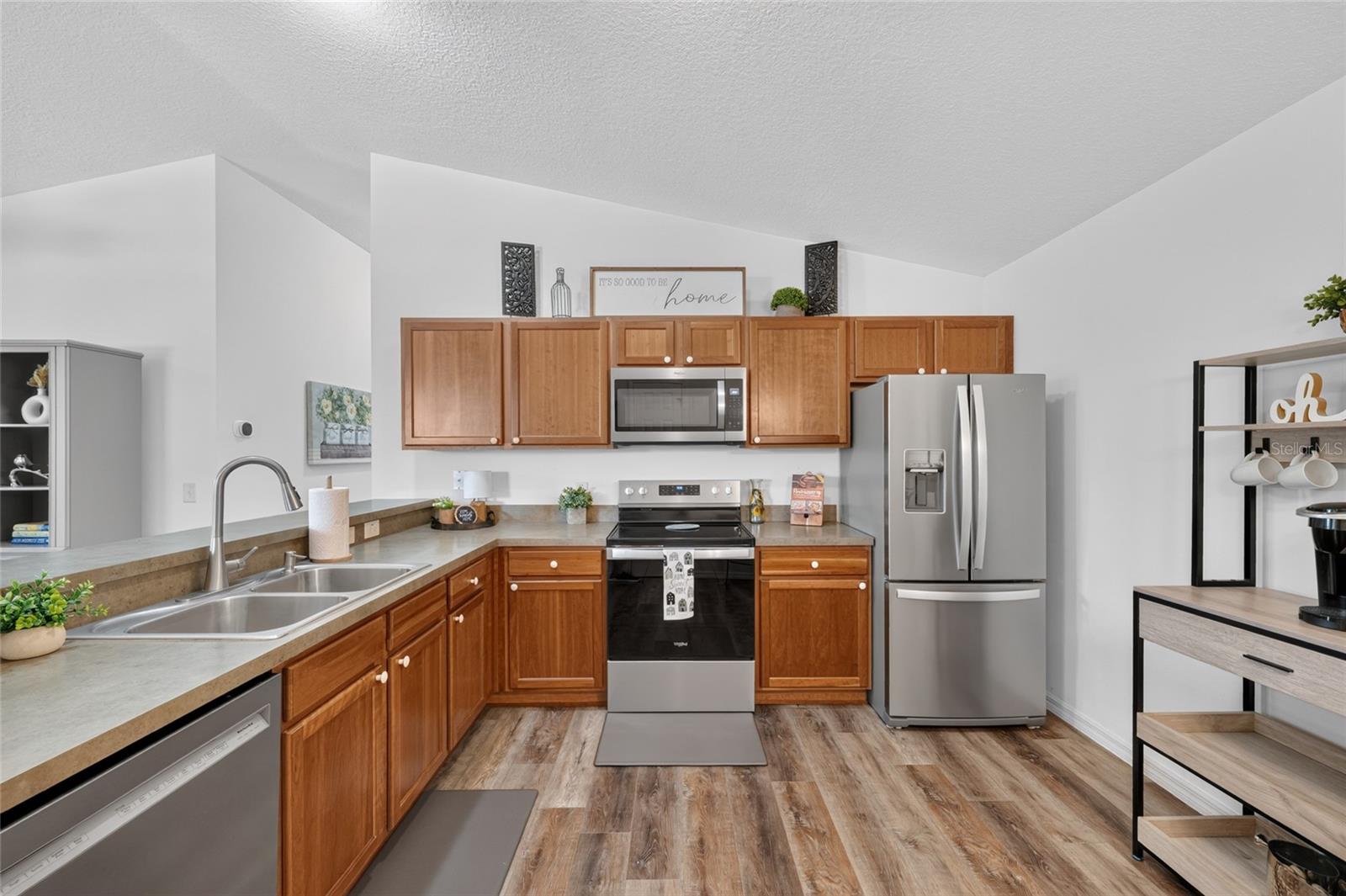 1362 VIOLA CT
