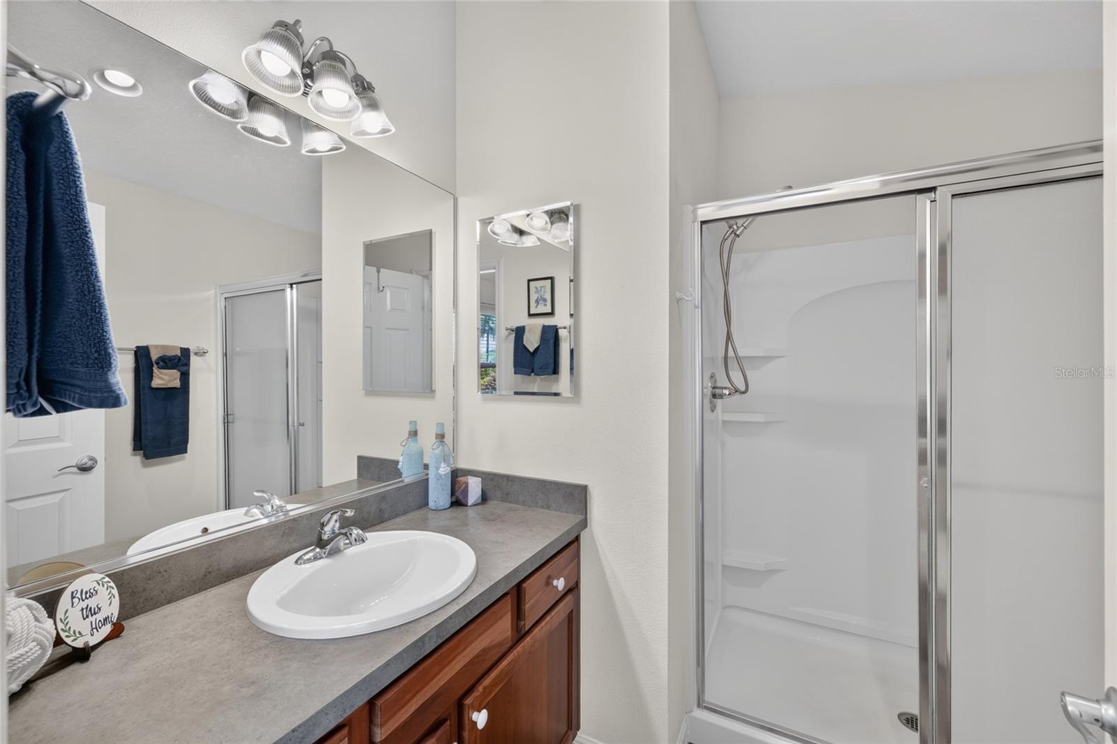 1362 VIOLA CT