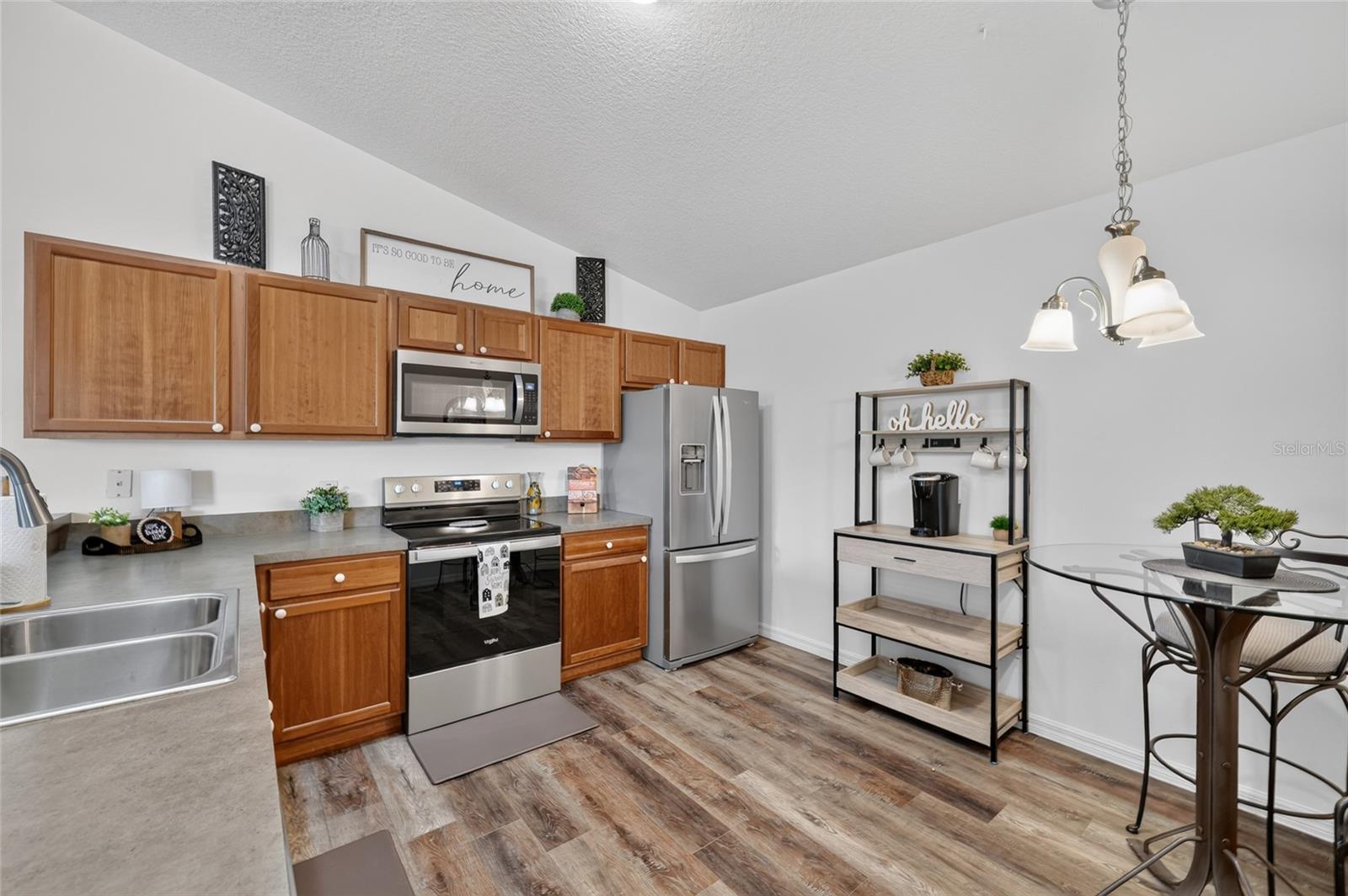 1362 VIOLA CT