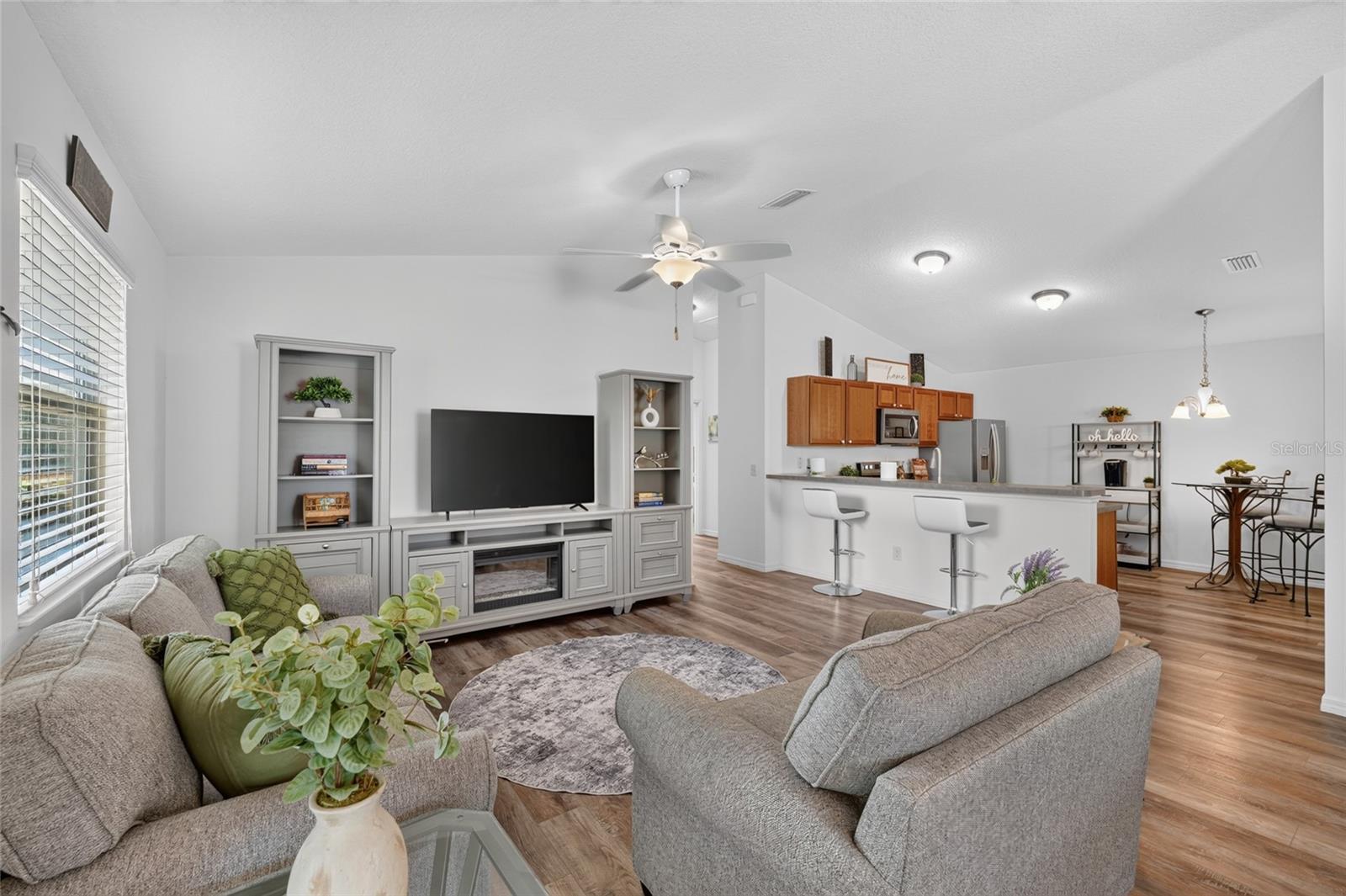 1362 VIOLA CT
