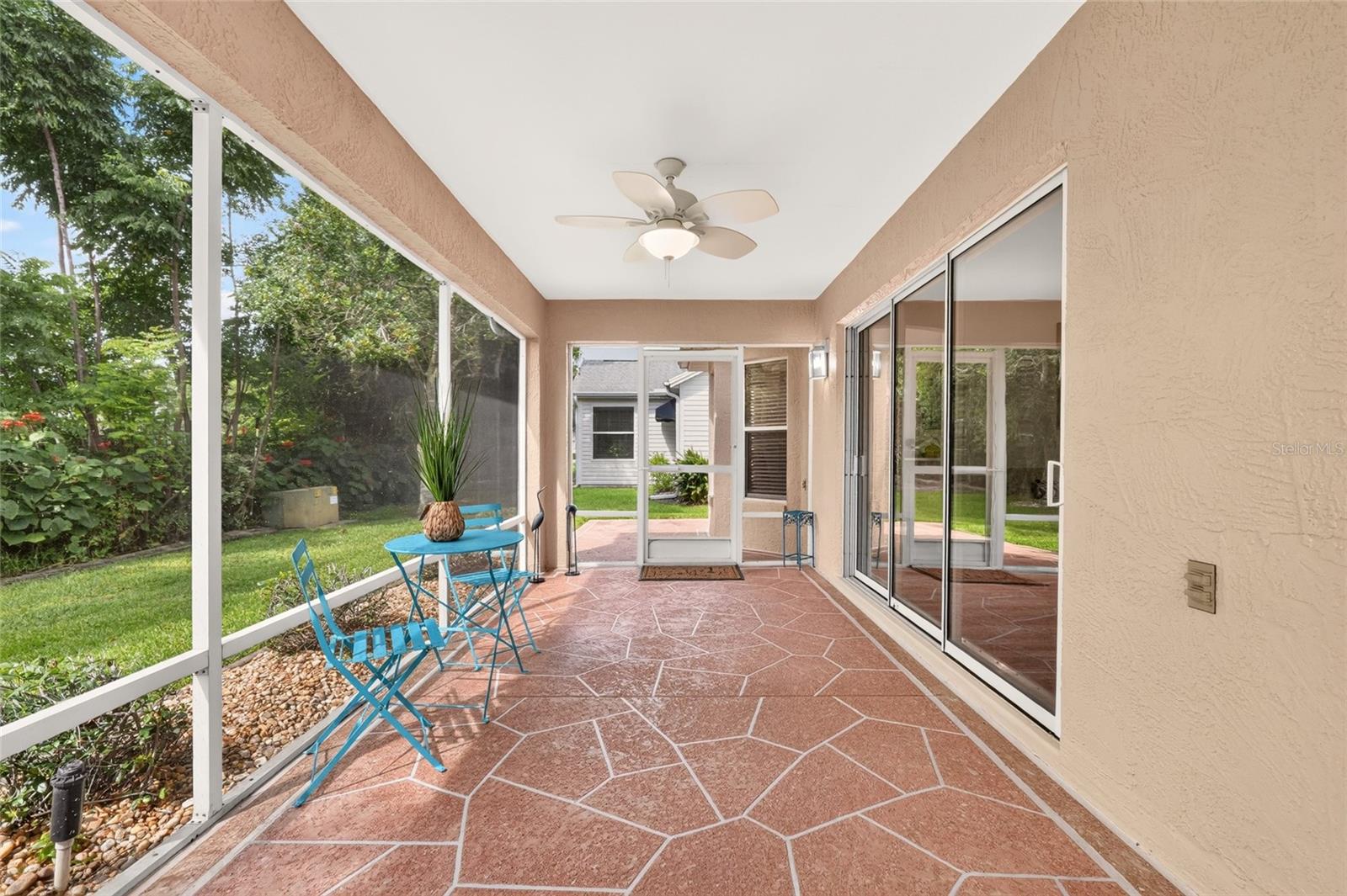 1238 Augustine Dr, Lady Lake, Fl 32159
