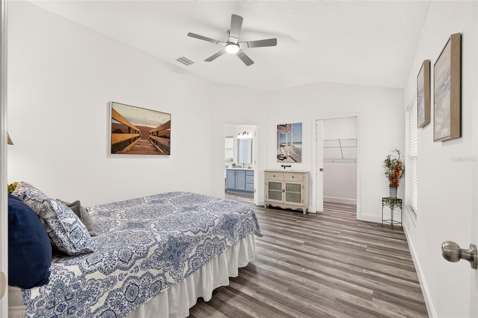 1238 Augustine Dr, Lady Lake, Fl 32159