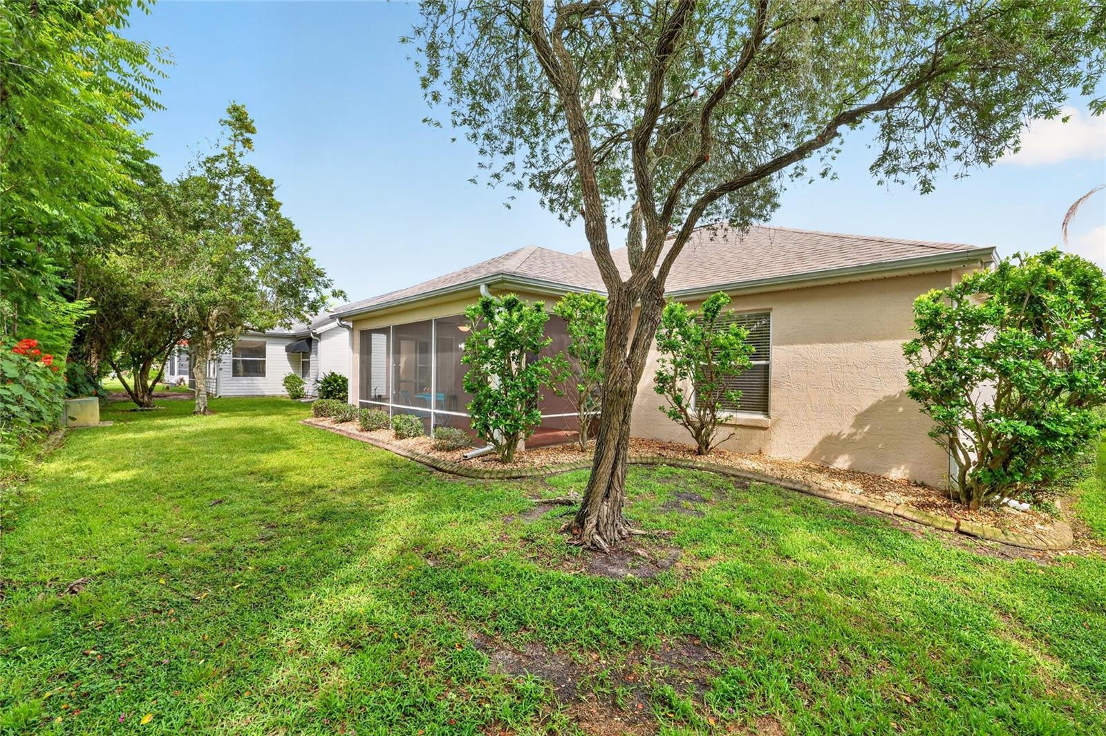1238 Augustine Dr, Lady Lake, Fl 32159