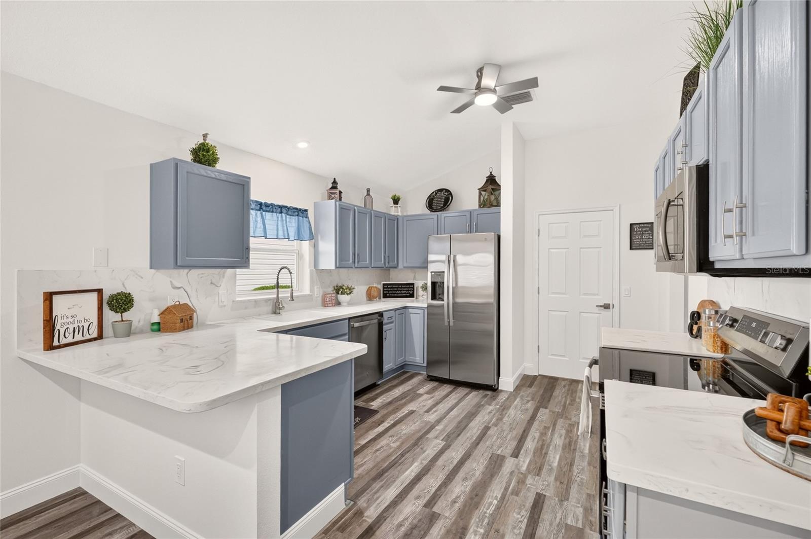 1238 Augustine Dr, Lady Lake, Fl 32159