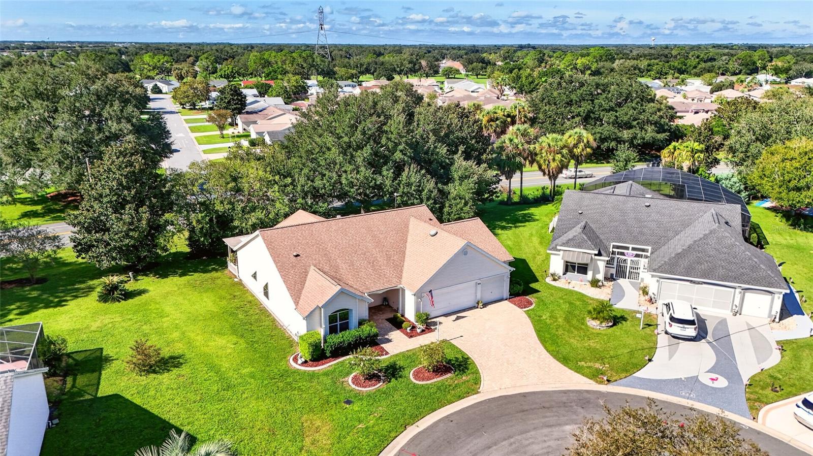 916 RAMOS DR