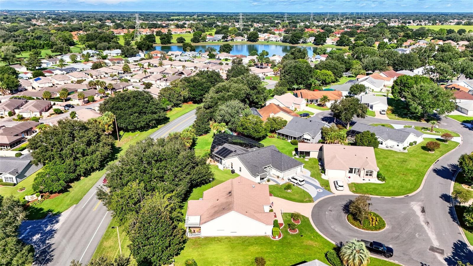 916 RAMOS DR
