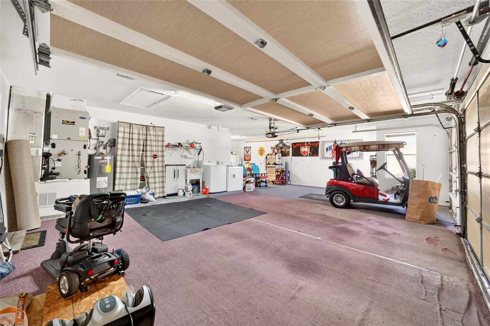 916 RAMOS DR